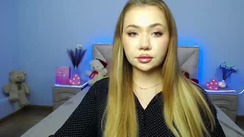 anastacyyellig online show from 01.13.25