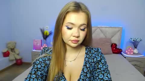anastacyyellig online show from 01.16.25