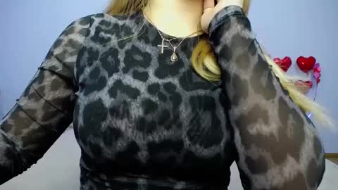 anastacyyellig online show from 02.04.25