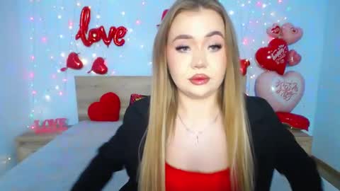 anastacyyellig online show from 02.15.25