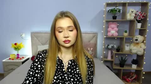 anastacyyellig online show from 03.07.25