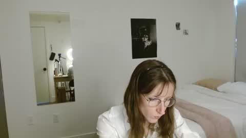Snapshot of anastasia__122 chatting on 07.14.26 anastasia__122 online show from 07.14.26