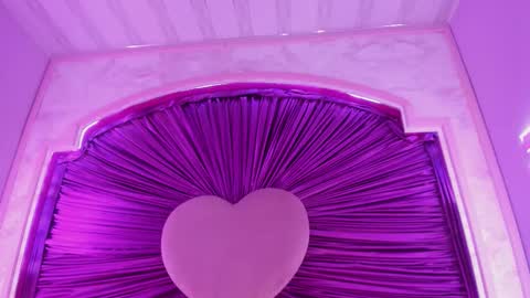 Snapshot of anastasia_jhons chatting on 11.17.25 anastasia online show from 11.17.25