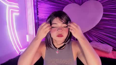 Snapshot of anastasia_jhons chatting on 11.19.25 anastasia online show from 11.19.25