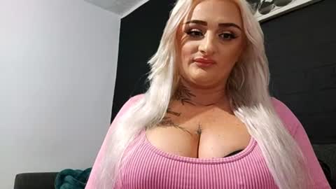 Snapshot of anastasiaamore chatting on 07.19.26 AnastasiaAmore online show from 07.19.26