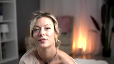 Snapshot of anastasiamills chatting on 06.10.26 AnastasiaMills online show from 06.10.26