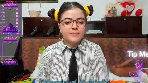 Snapshot of anasunshine chatting on 04.21.26 Ana online show from 04.21.26