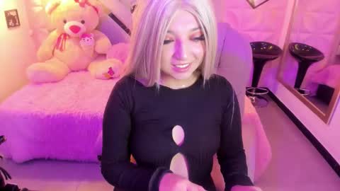 Ana online show from 10.15.25