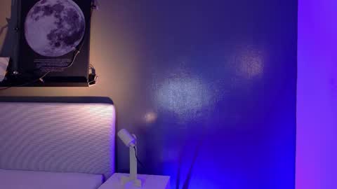 Kendra  online show from 11.18.25