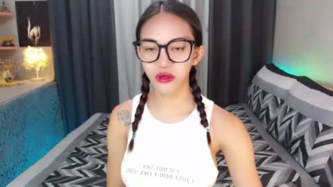 Snapshot of anawalters chatting on 12.19.24 anawalters online show from 12.19.24