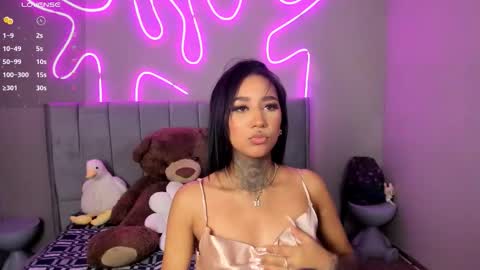 anaya_olyx online show from 10.19.25