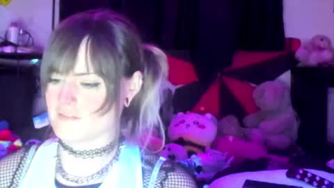 Snapshot of anchew chatting on 08.02.26 ANIME NIGHTS JOIN OUR DISCORD online show from 08.02.26