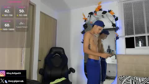 Snapshot of ander_bisex chatting on 10.17.25 Ander online show from 10.17.25