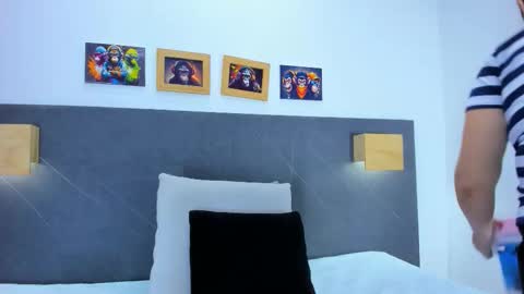 Snapshot of andhrea_vale chatting on 02.28.26 Andrea online show from 02.28.26