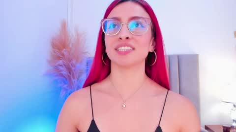 Snapshot of andracyruss chatting on 01.08.25 Andra Cyrus online show from 01.08.25