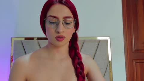 Snapshot of andracyruss chatting on 01.11.25 Andra Cyrus online show from 01.11.25