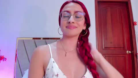 Snapshot of andracyruss chatting on 01.11.25 Andra Cyrus online show from 01.11.25