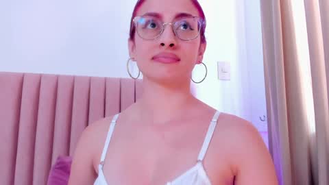 Snapshot of andracyruss chatting on 01.23.25 Andra Cyrus online show from 01.23.25