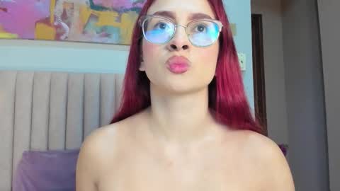 Snapshot of andracyruss chatting on 10.17.25 Andra Cyrus online show from 10.17.25