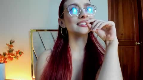 Snapshot of andracyruss chatting on 01.17.26 Andra Cyrus online show from 01.17.26