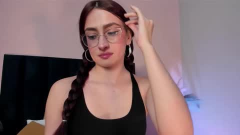 Snapshot of andracyruss chatting on 02.23.26 Andra Cyrus online show from 02.23.26