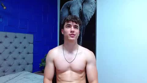 Snapshot of andre_parker chatting on 01.21.25 Andre Parker online show from 01.21.25