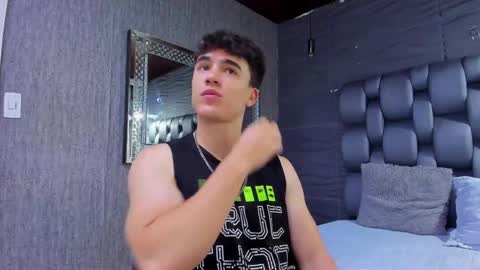 Snapshot of andre_parker chatting on 01.21.25 Andre Parker online show from 01.21.25