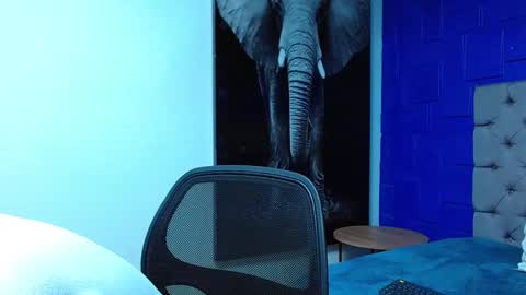 Snapshot of andre_parker chatting on 02.07.25 Andre Parker online show from 02.07.25