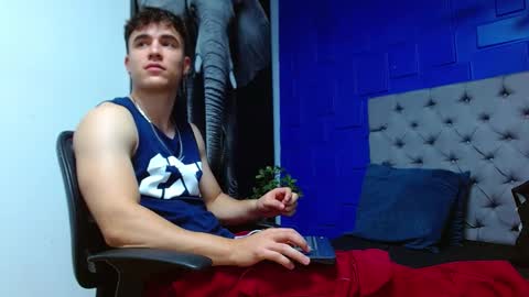 Snapshot of andre_parker chatting on 03.03.25 Andre Parker online show from 03.03.25