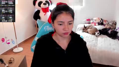 Snapshot of andrea_bonnie chatting on 02.20.25 andrea_bonnie online show from 02.20.25