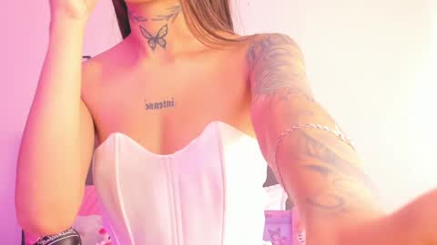 Andrea  online show from 01.21.25