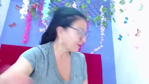 ANDREA LOPEZ online show from 09.11.25