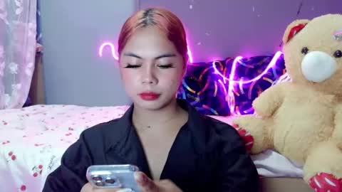 Snapshot of andrea_lovesyou chatting on 05.09.26 andrea_lovesyou online show from 05.09.26