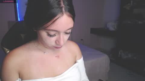 Andrea Ramos online show from 12.15.25