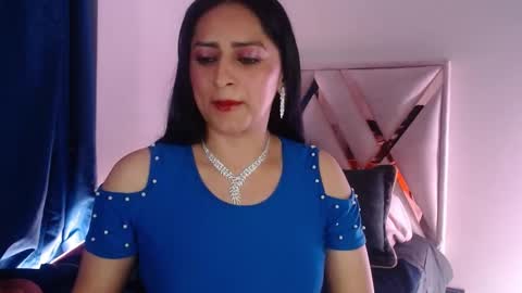 Snapshot of andrea_sexx_ chatting on 02.05.25 Andrea online show from 02.05.25