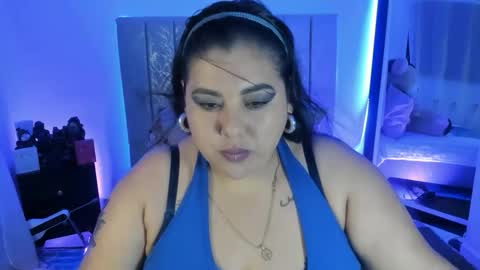 andreaakinky online show from 11.17.25