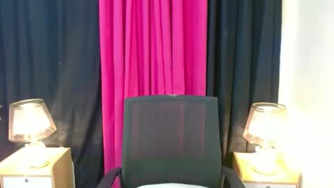 Andrea And Chloe Asians Girls online show from 02.01.25