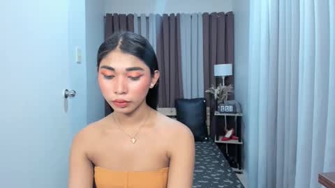 Snapshot of andreajane69 chatting on 10.23.25 andreajane69 online show from 10.23.25