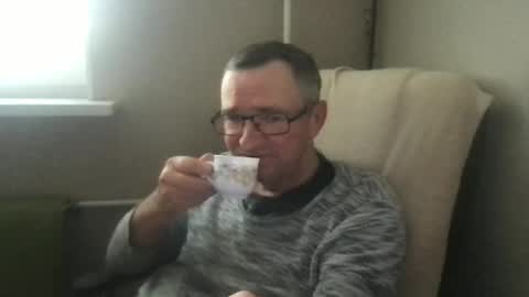 Snapshot of andreass60 chatting on 10.31.25 andreass60 online show from 10.31.25