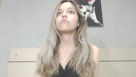 andreau 19 online show from 02.04.25