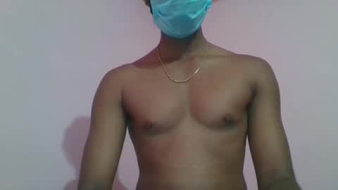 Snapshot of andres01_ chatting on 09.29.25 andres01_ online show from 09.29.25