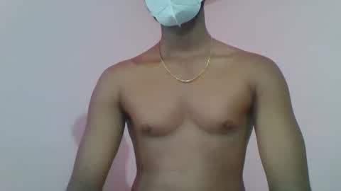 Snapshot of andres01_ chatting on 10.08.25 andres01_ online show from 10.08.25