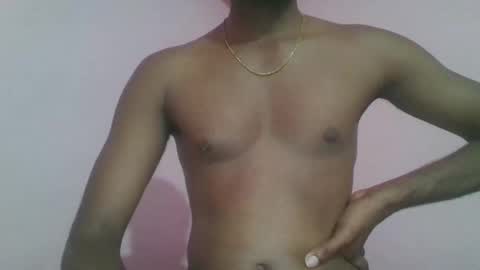 Snapshot of andres01_ chatting on 10.27.25 andres01_ online show from 10.27.25