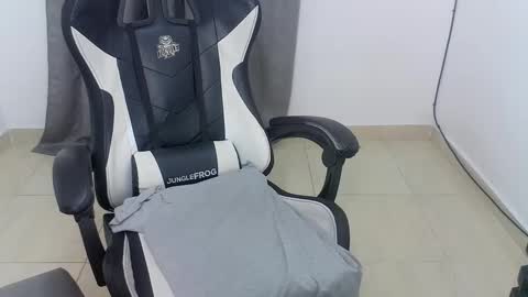 Snapshot of andres180950734 chatting on 10.03.25 andres180950734 online show from 10.03.25