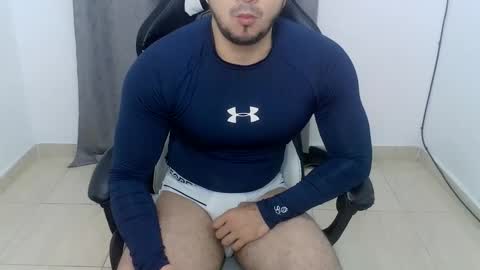 Snapshot of andres180950734 chatting on 10.09.25 andres180950734 online show from 10.09.25