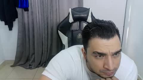 andres180950734 online show from 05.12.26