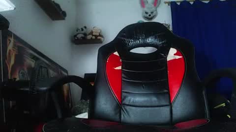 Snapshot of andres_cond chatting on 06.19.26 Andrs o online show from 06.19.26