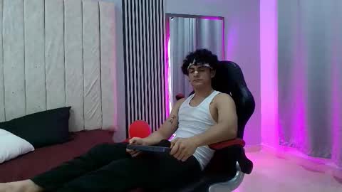 andres_cream online show from 09.23.25