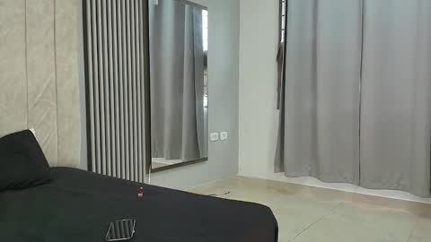 andres_cream online show from 10.02.25