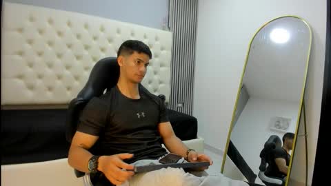 andres_stud online show from 03.19.26